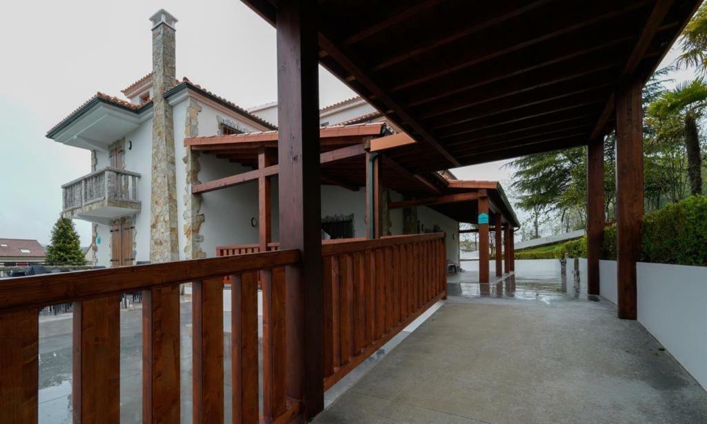 Albergue Mirador De Pedrouzo Exteriör bild